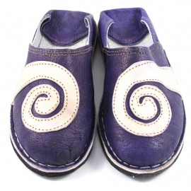 Babouches spirales en cuir violet et naturel