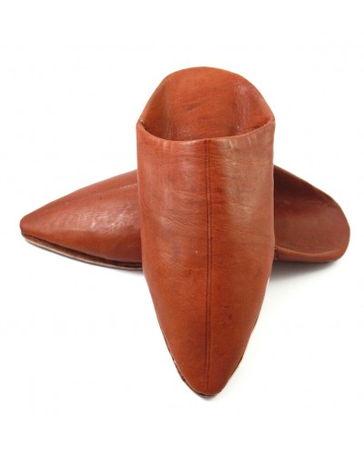 Tapered slippers made of brown leather for Men