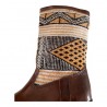 Botas de cuero y tapiz bereber Kilim marrón