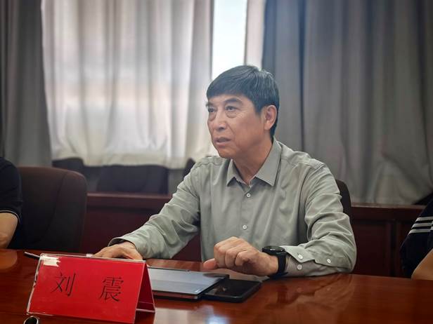 照片2-伟德BV1946官方网站召开专业高质量发展座谈会